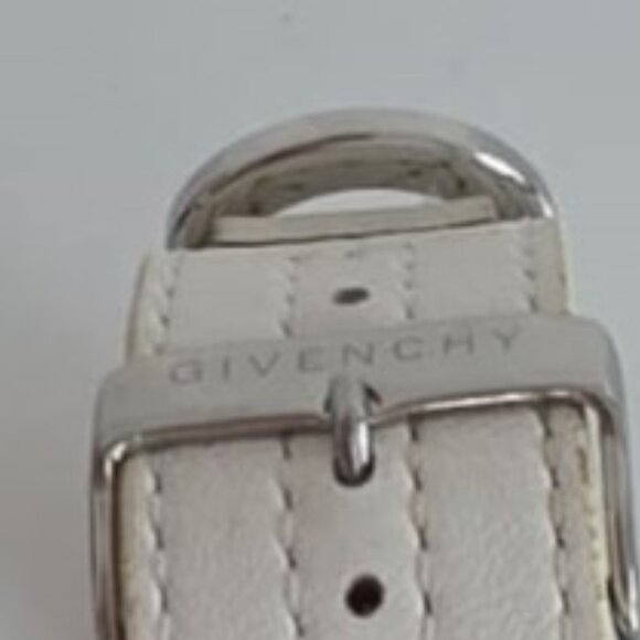 GIVENCHY TIME PIECE! - Picture 10 of 15
